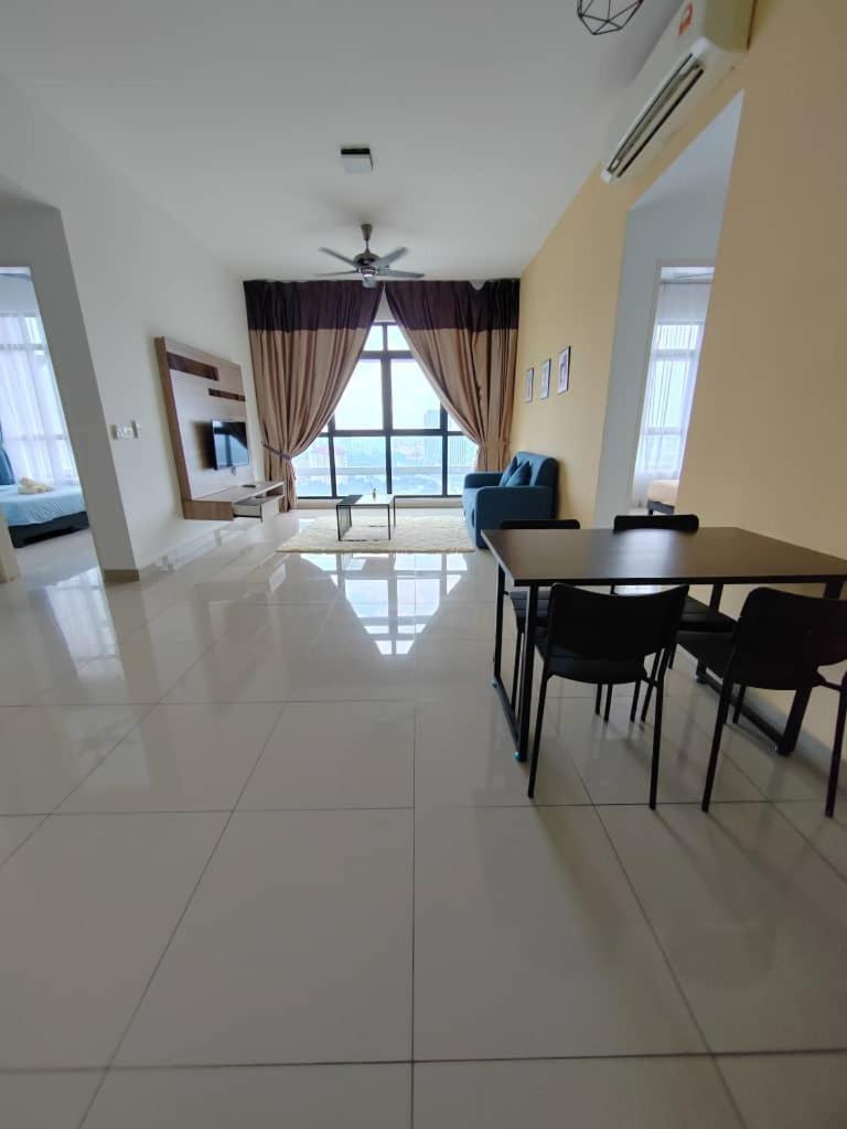 Pangsapuri Conezion, Goft View, High Floor, Ioi City,ioi Mall *