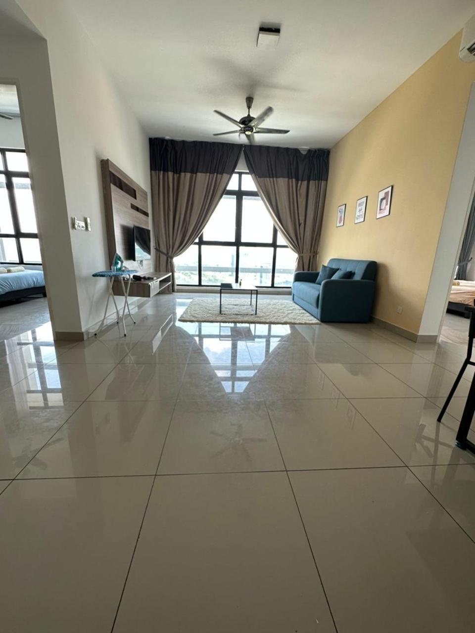 Pangsapuri Conezion, Goft View, High Floor, Ioi City,ioi Mall Putrajaya